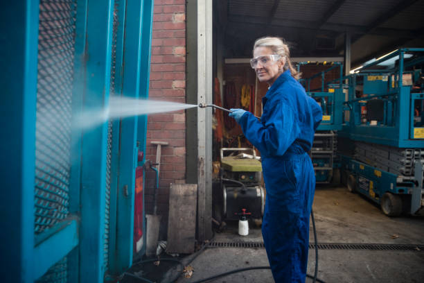 Best Rust Removal  in Wyandanch, NY